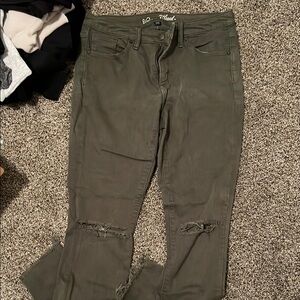 Universal Thread Olive Distressed Pants